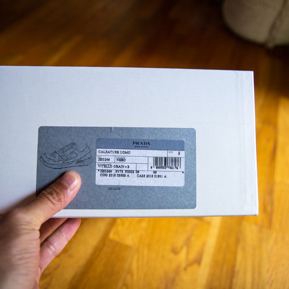 Prada Mechano Sneaker in cracked black leather - Picture 10 of 10